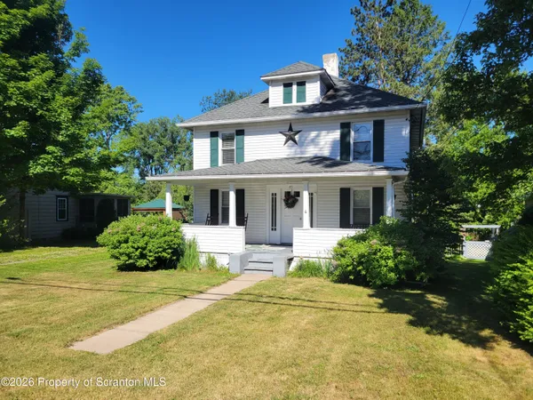 $1,600 | 85 West Street, Tunkhannock, PA 18657