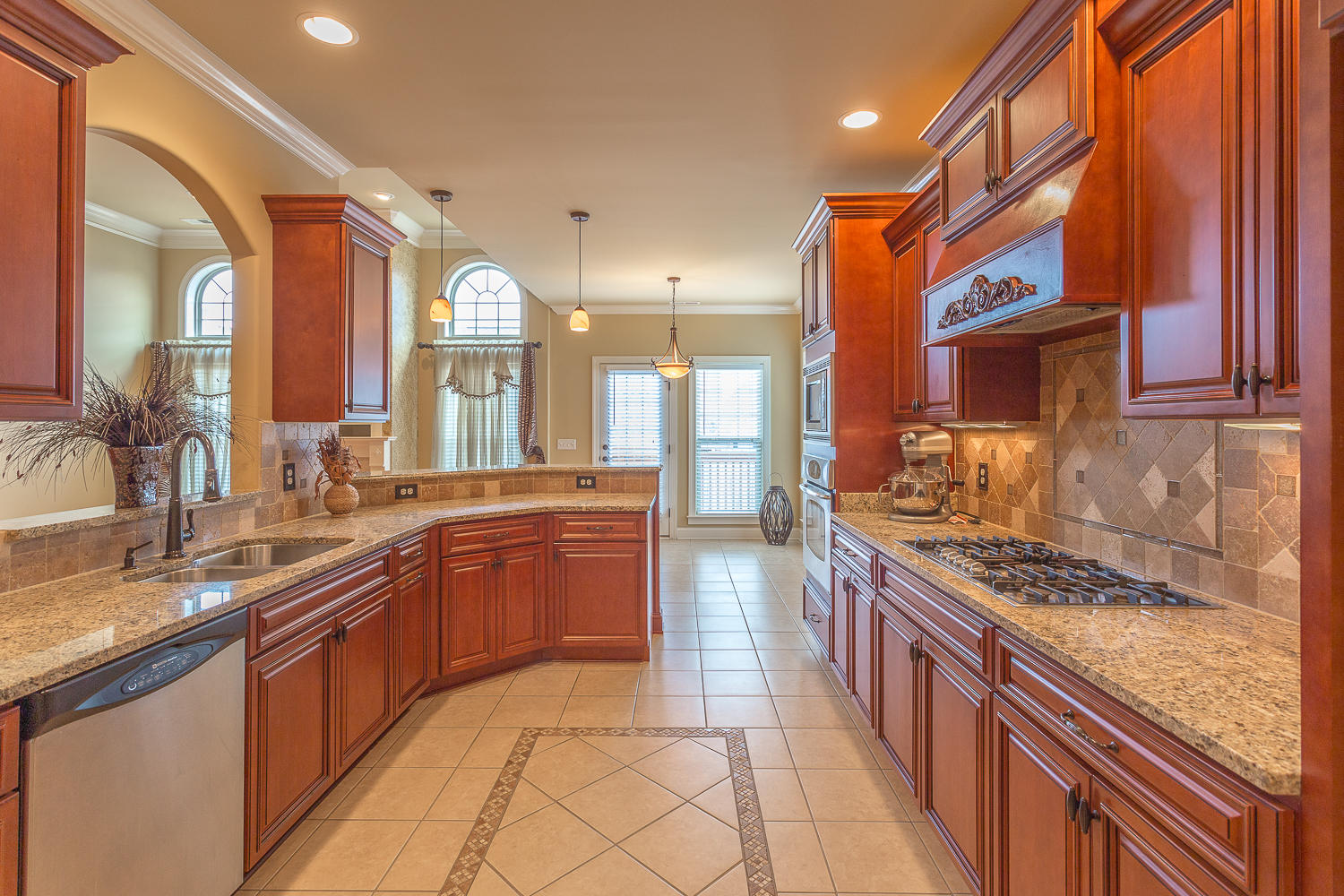 6625 Kenton Ridge Circle, Unit 42 Chattanooga, TN 37421 - Photo 5 of 18 Kitchen 2