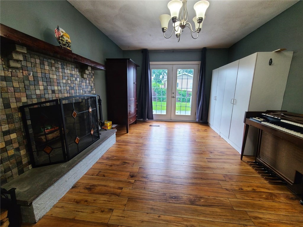 140 Rutland Street Cranston, RI 02920 - Photo 24 of 27