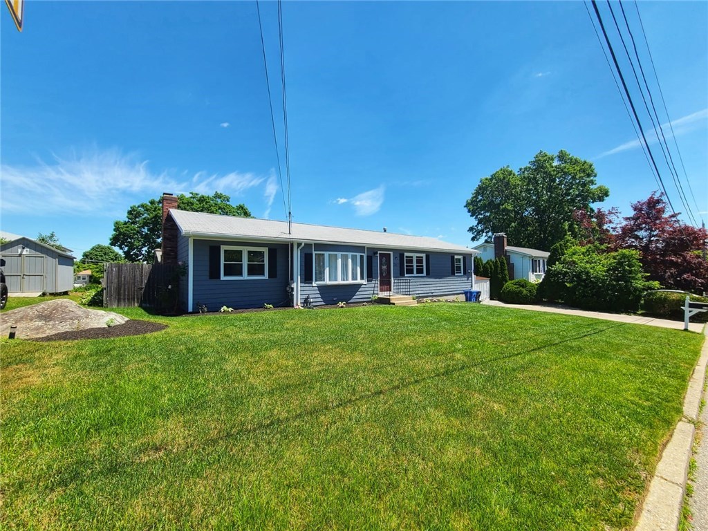 140 Rutland Street Cranston, RI 02920 - Photo 3 of 27