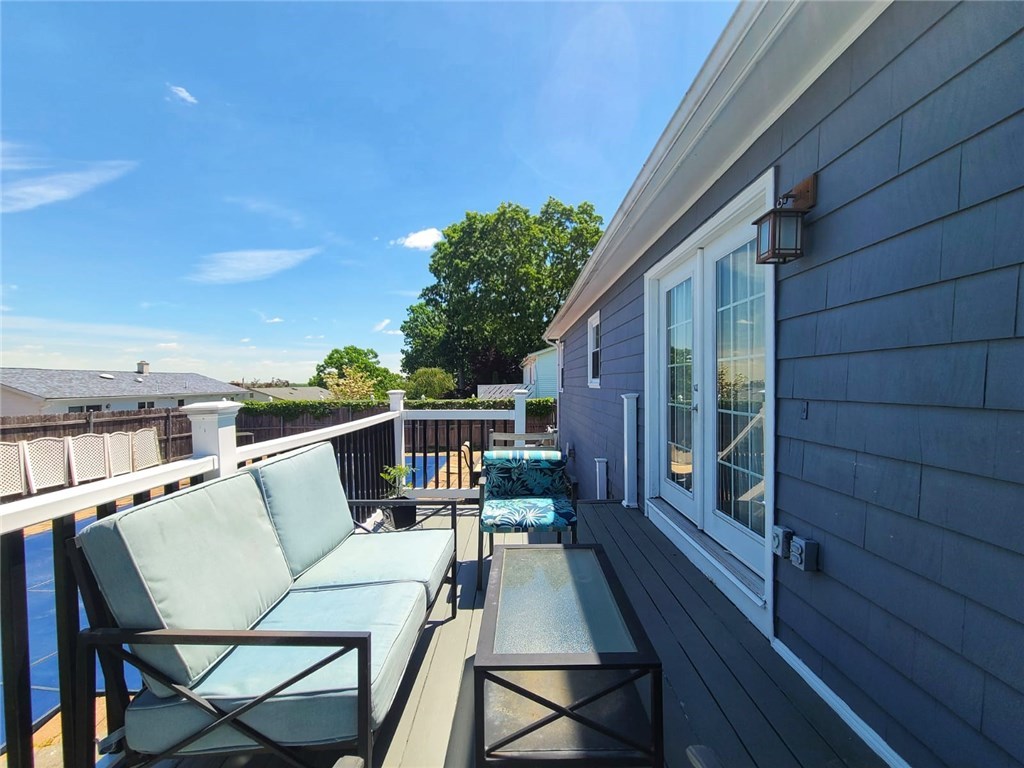 140 Rutland Street Cranston, RI 02920 - Photo 5 of 27