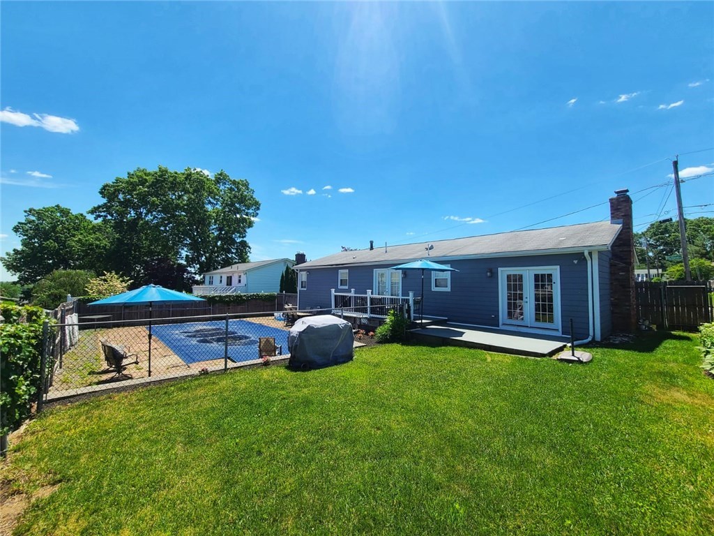 140 Rutland Street Cranston, RI 02920 - Photo 7 of 27
