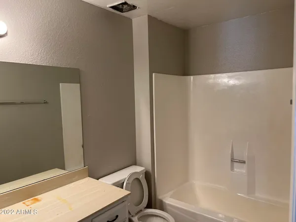 $1,795 | 7827 West College Drive, Phoenix, AZ 85033