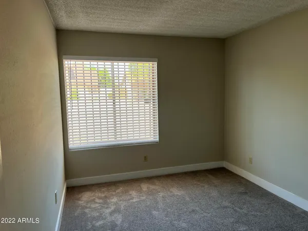 $1,795 | 7827 West College Drive, Phoenix, AZ 85033