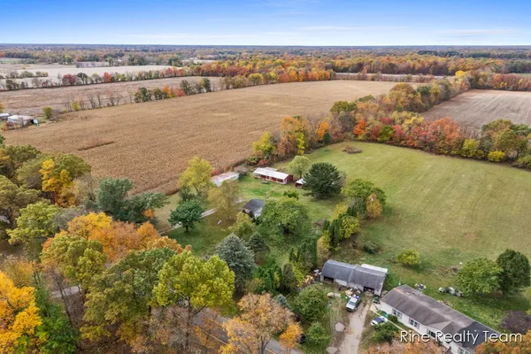 $123,000 | 876 North Briggs Road, Quincy, MI 49082