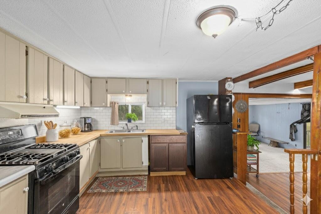 876 North Briggs Road Quincy, MI 49082 - Photo 7 of 28 876 Briggs Rd Google 1006