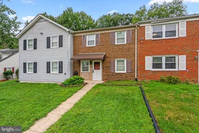 $325,000 | 12528 Woodstock Drive East, Upper Marlboro, MD 20772