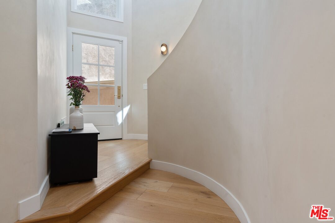 3521 Ocean Drive Oxnard, CA 93035 - Photo 29 of 53 a living room with furniture and a potted plant