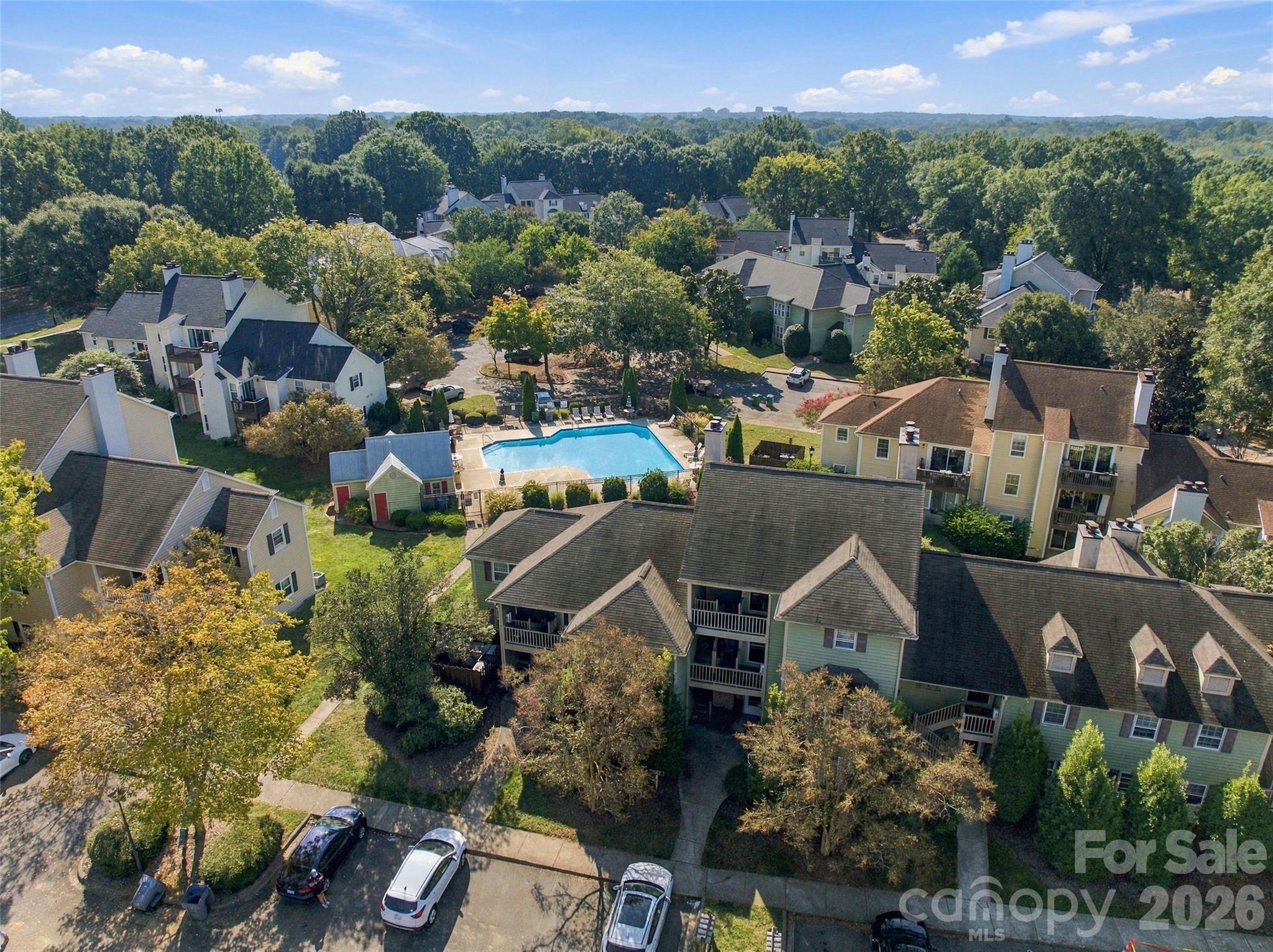 762 Marsh Road, Unit 7 Charlotte, NC 28209 - Photo 2 of 38 Gallery Image 2