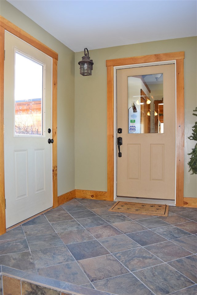 3 White Oak Lane Lunenburg, VT 05906 - Photo 3 of 40