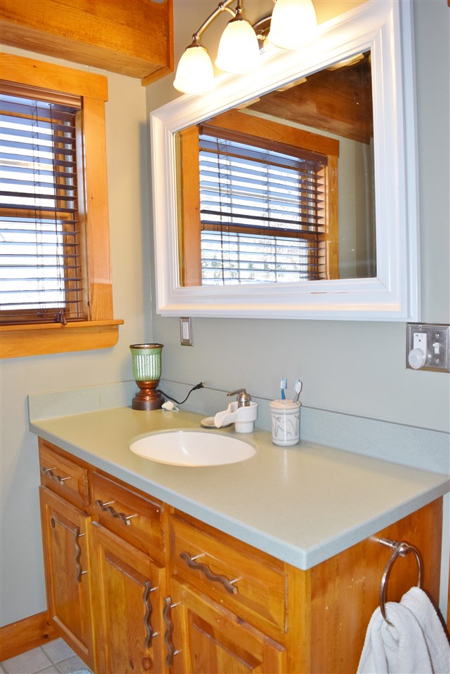 3 White Oak Lane Lunenburg, VT 05906 - Photo 22 of 40