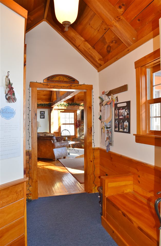 3 White Oak Lane Lunenburg, VT 05906 - Photo 4 of 40