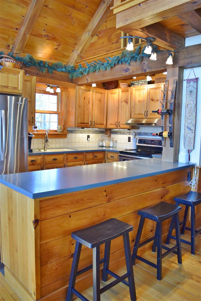 3 White Oak Lane Lunenburg, VT 05906 - Photo 6 of 40