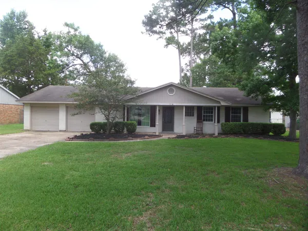 $239,900 | 114 Wood Manor Lane, Sour Lake, TX 77659