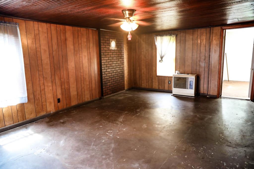 219 Old Quarry Road Saltville, VA 24370 - Photo 23 of 35 Gallery Image 23