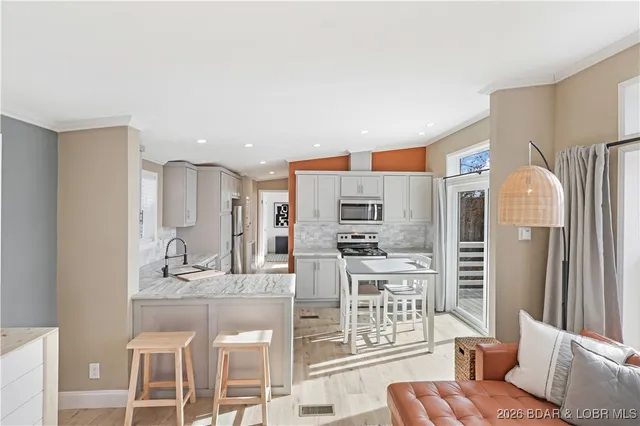 $199,000 | 30424 Violet Road, Gravois Mills, MO 65037