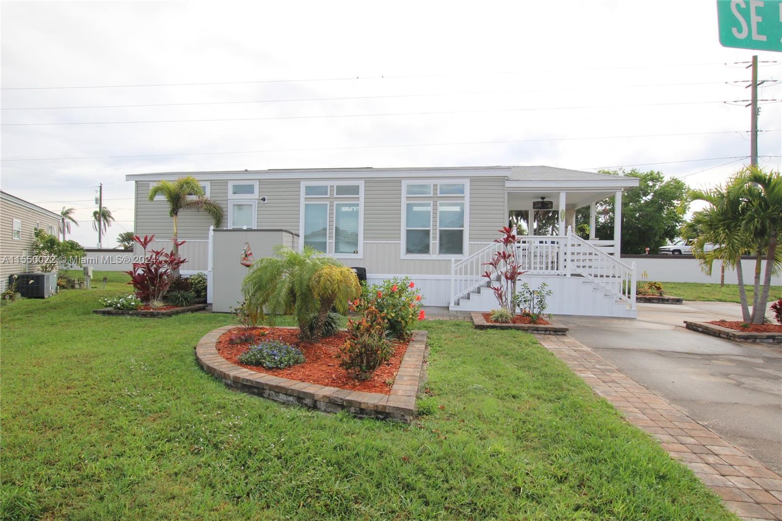 6402 Southeast 56th Ln Unit 16  
