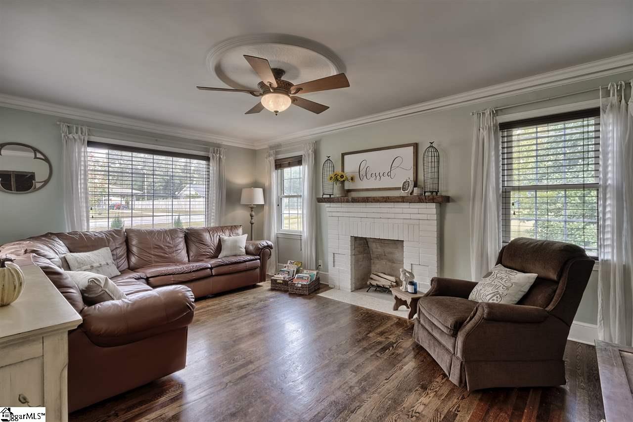 2913 Old Easley Bridge Road Greenville, SC 29611 - Photo 4 of 26