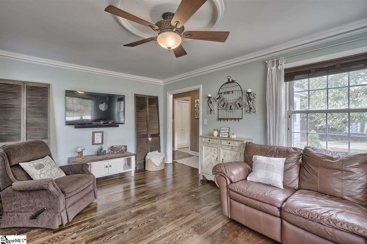 2913 Old Easley Bridge Road Greenville, SC 29611 - Photo 5 of 26
