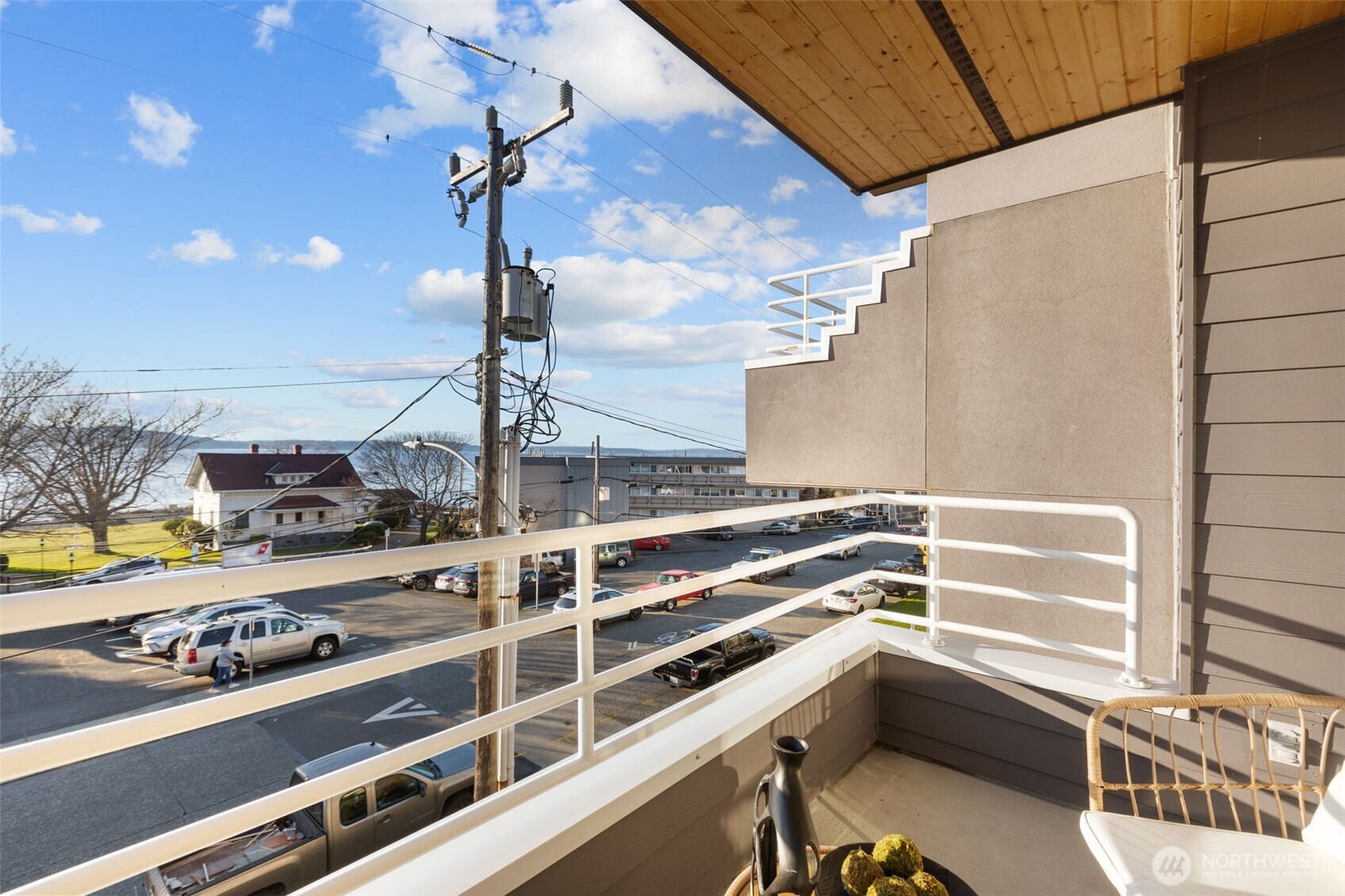 3200 Alki Avenue Southwest, Unit 301 Seattle, WA 98116 - Photo 21 of 29 a view of a room with gym equipment
