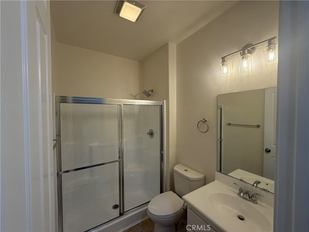 1427 Adderstone Way Perris, CA 92571 - Photo 33 of 36