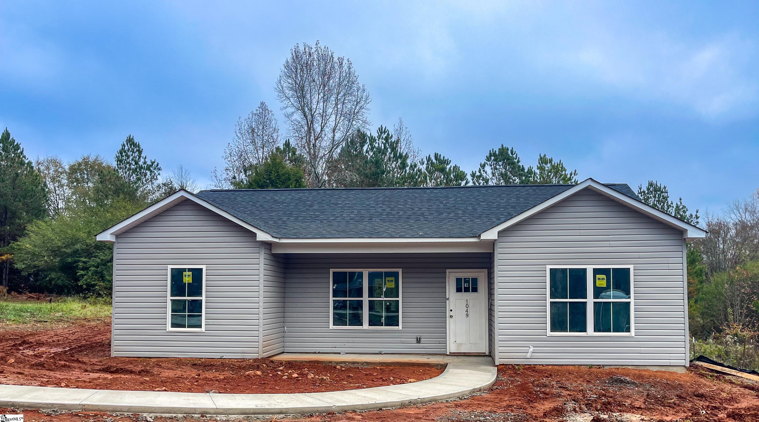 1049 Erskine Road Anderson, SC 29621 - Photo 2 of 16