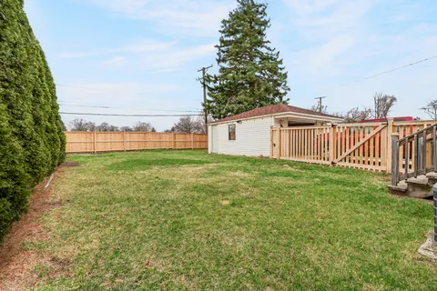 $389,000 | 1800 Mayfair Avenue, Westchester, IL 60154