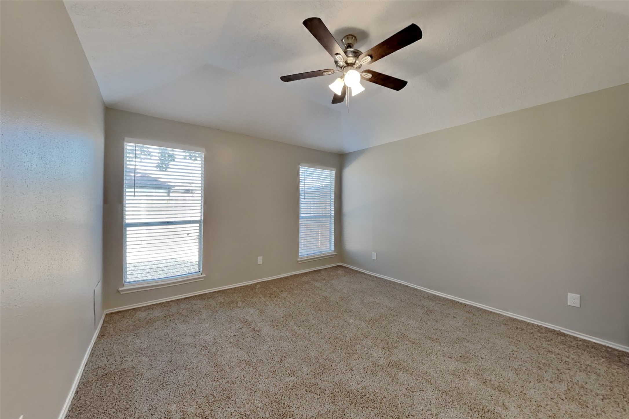 2007 Barronett Bend Sugar Land, TX 77478 - Photo 9 of 18