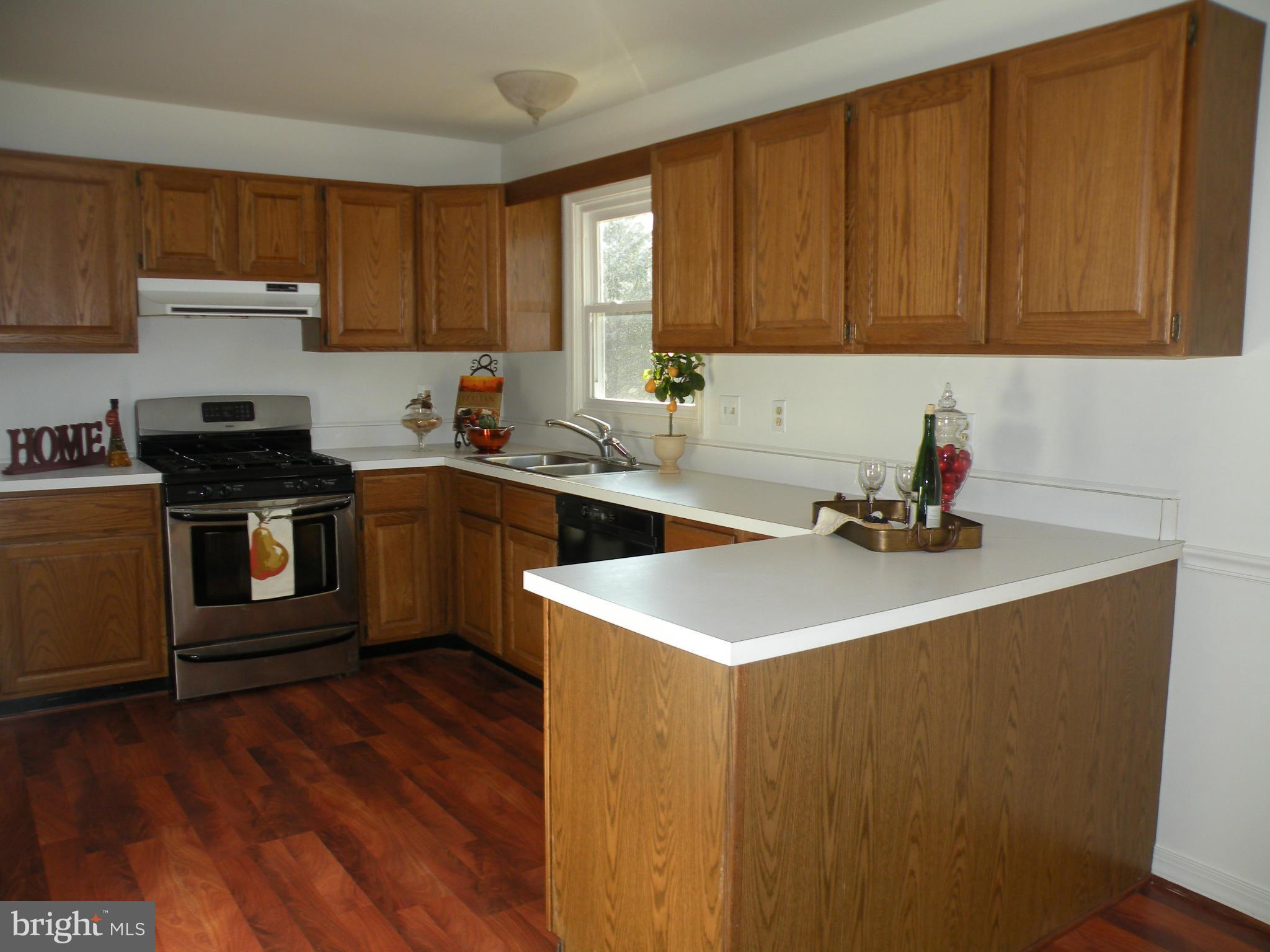 213 Tacketts Mill Road Stafford, VA 22556 - Photo 8 of 30 Kitchen