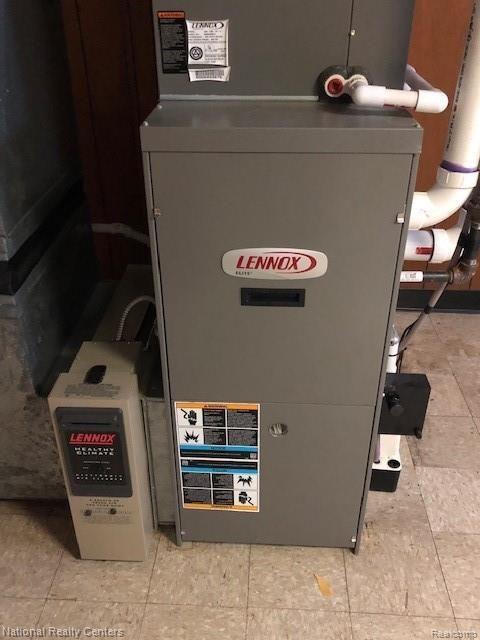11200 9 Mile Road South Lyon, MI 48178 - Photo 15 of 22 furnace .JPG