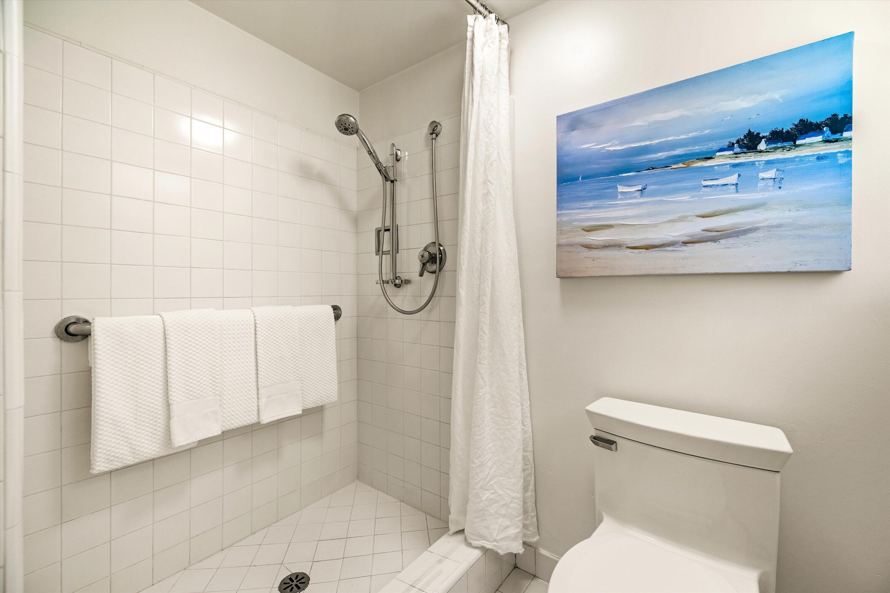 961 Randolph Road Santa Barbara, CA 93111 - Photo 23 of 33 Primary Bath