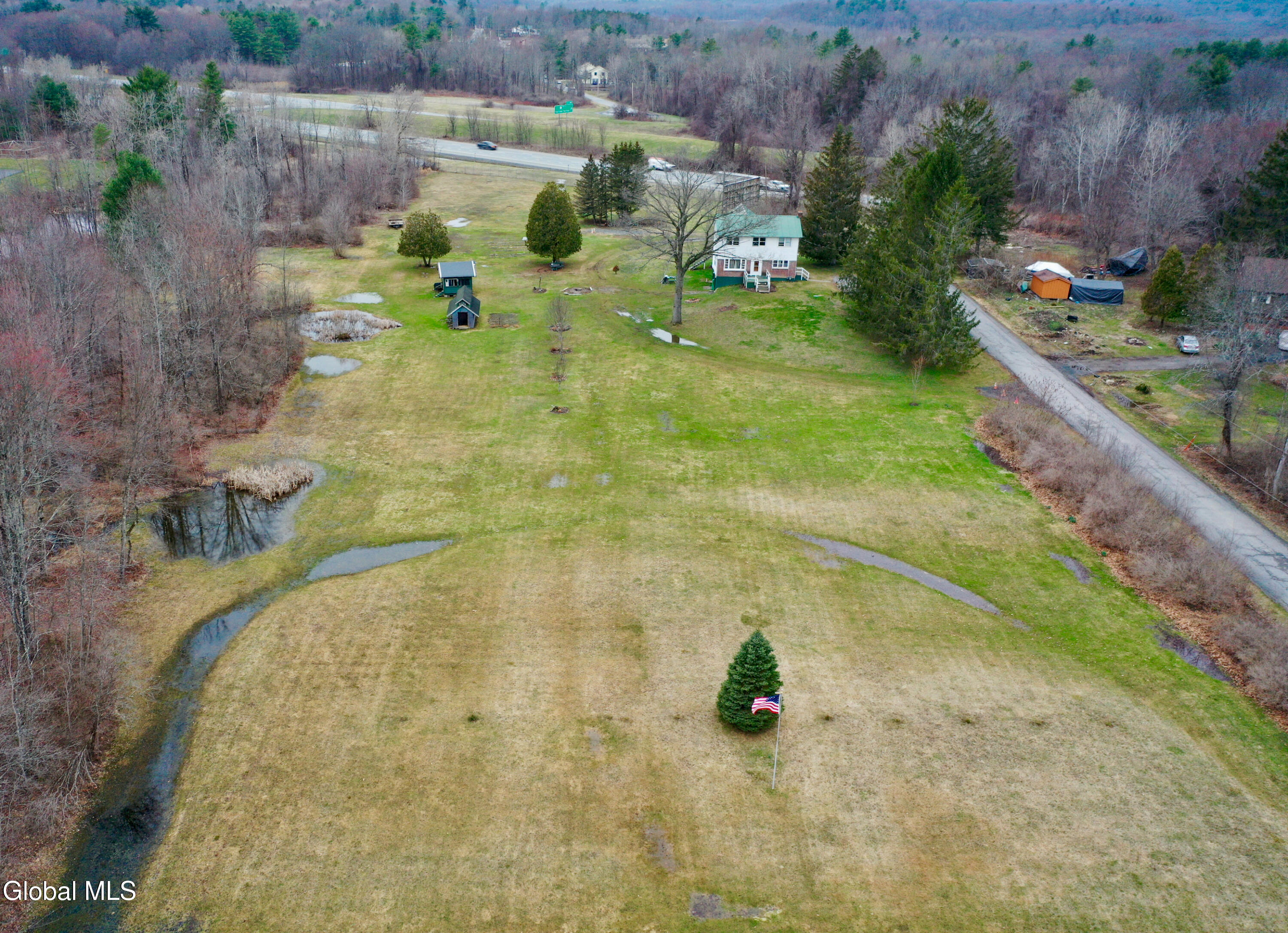 2099 Rowley Road Malta, NY 12020 - Photo 74 of 78 20