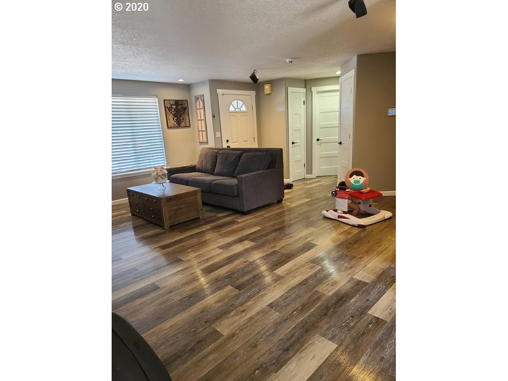 224 Gun Club Road Woodland, WA 98674 - Photo 3 of 30 Gallery Image 3