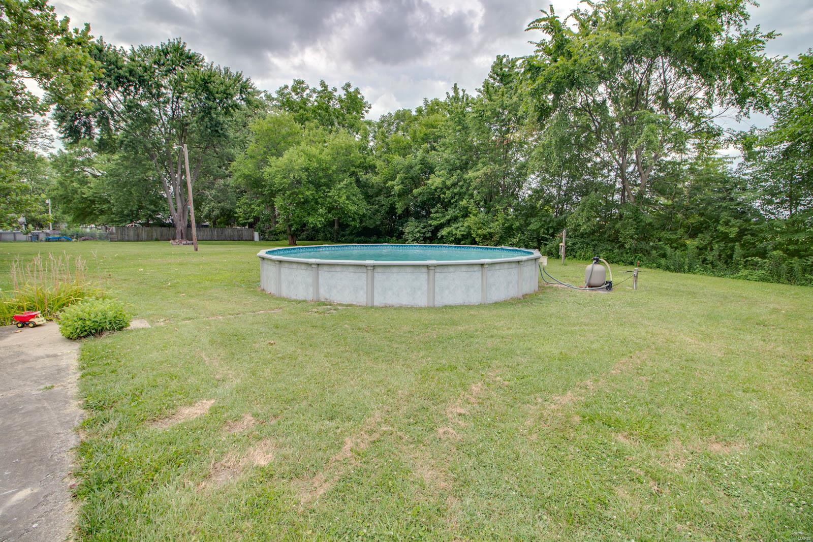 435 Bunker Hill Road Staunton, IL 62088 - Photo 40 of 44 Gallery Image 40