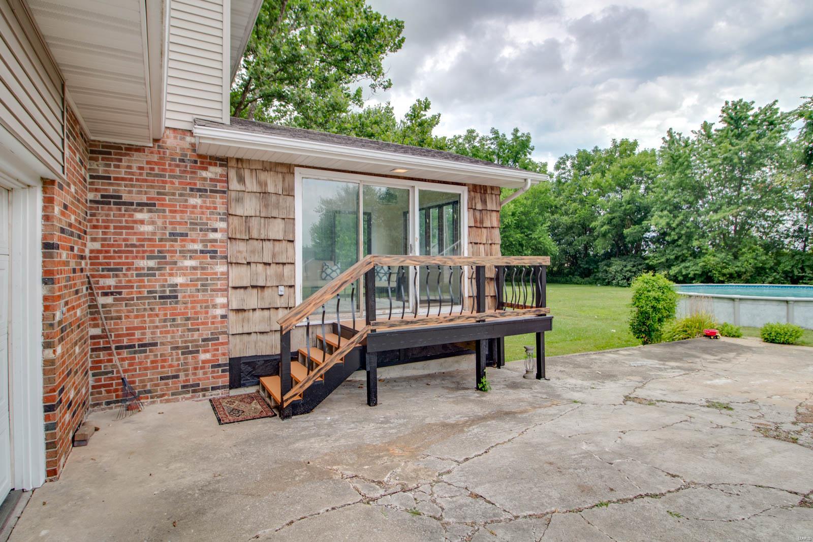 435 Bunker Hill Road Staunton, IL 62088 - Photo 42 of 44 Gallery Image 42