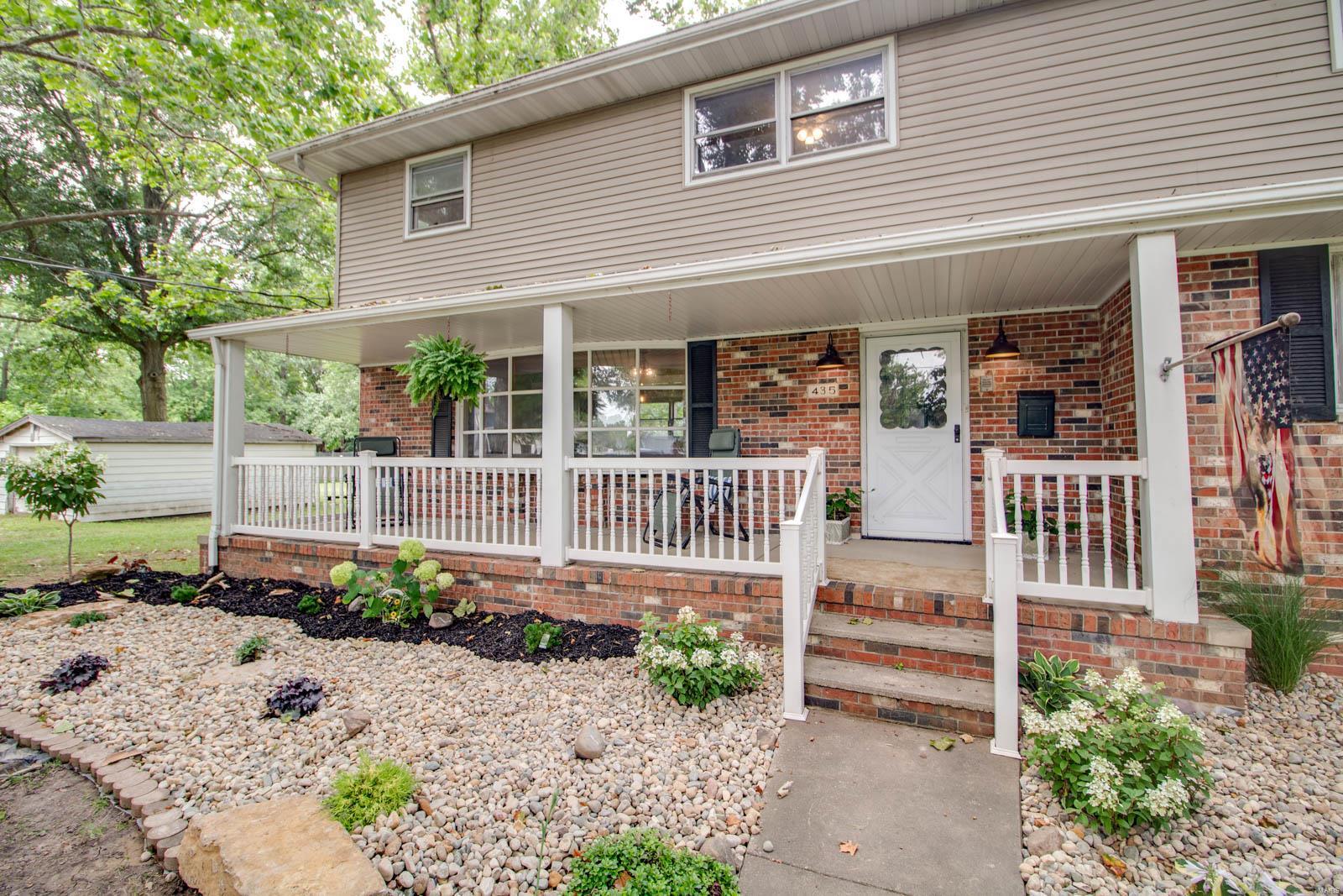 435 Bunker Hill Road Staunton, IL 62088 - Photo 6 of 44 Gallery Image 6