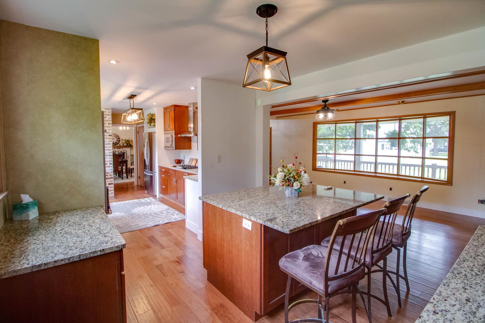 435 Bunker Hill Road Staunton, IL 62088 - Photo 10 of 44 Gallery Image 10