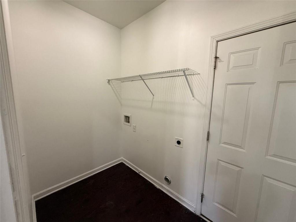 2450 Oakleaf Circle Lithonia, GA 30058 - Photo 15 of 40 a view of small space