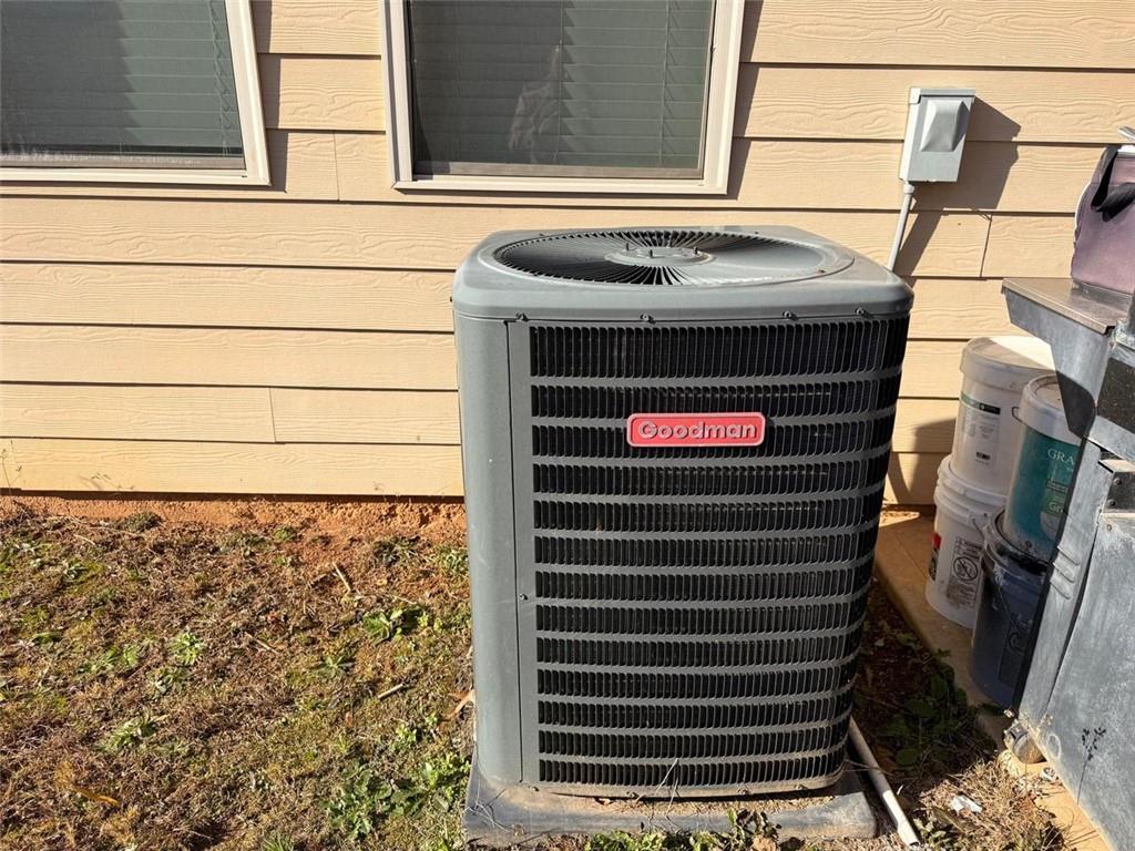 2450 Oakleaf Circle Lithonia, GA 30058 - Photo 22 of 40 a view of rack