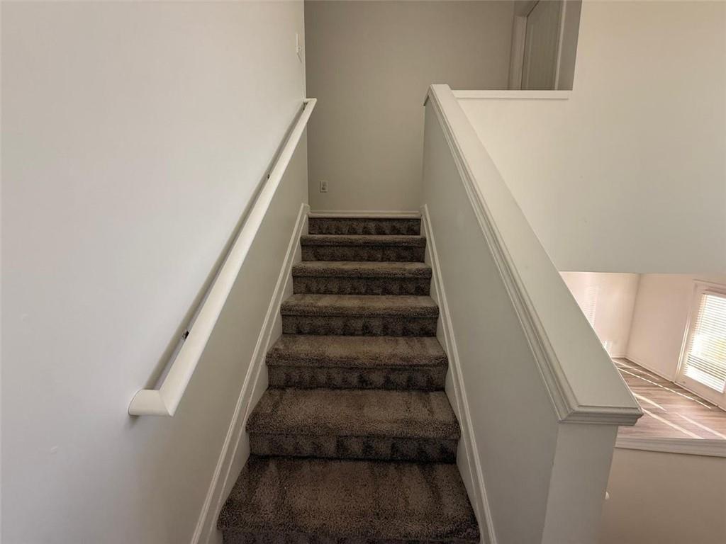 2450 Oakleaf Circle Lithonia, GA 30058 - Photo 27 of 40 a view of entryway