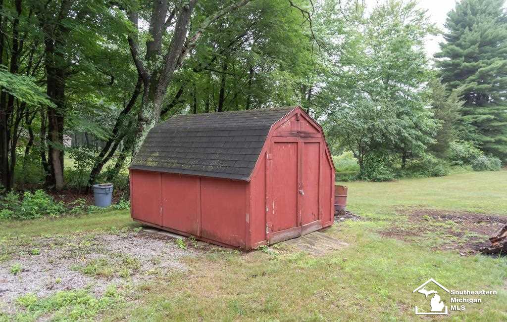 6500 Secor Road Petersburg, MI 49270 - Photo 4 of 36