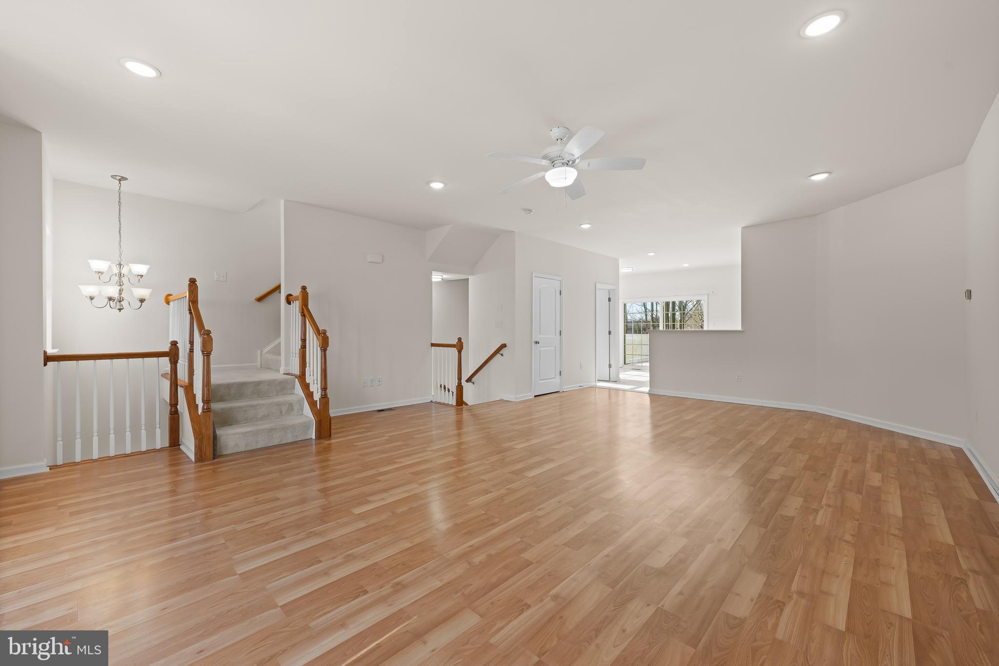 693 Jacobsen Circle, Unit 182 Newark, DE 19702 - Photo 26 of 40 Great Room Open to Kitchen