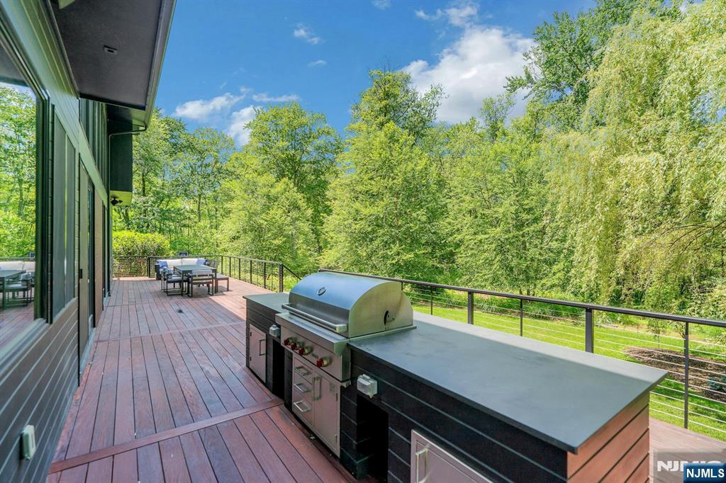 176 Edson Terrace Franklin Lakes, NJ 07417 - Photo 41 of 48