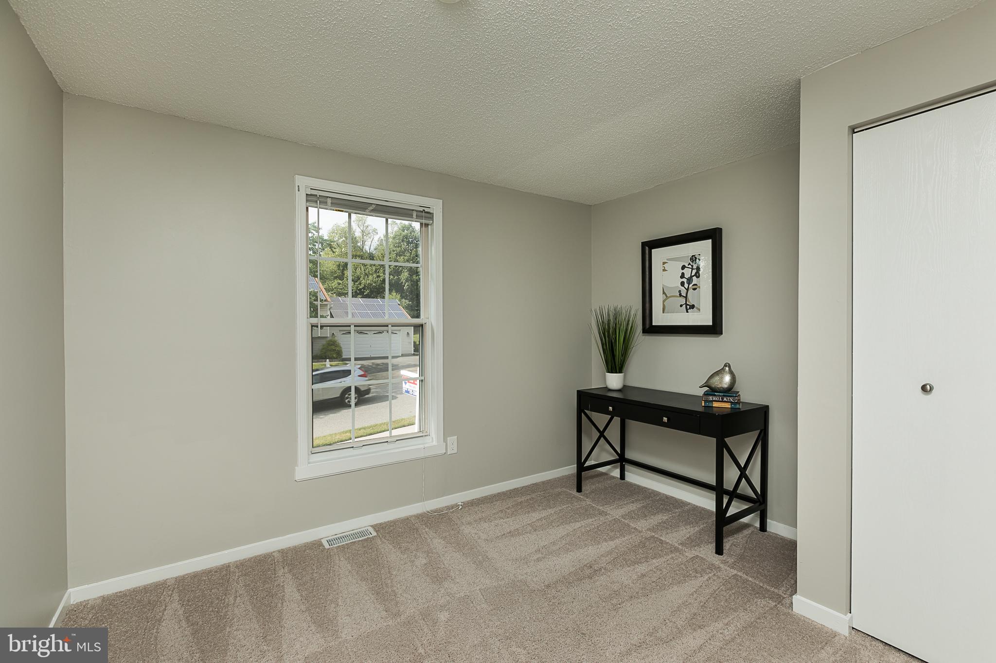 6645 Hunter Road Elkridge, MD 21075 - Photo 15 of 24 Third Bedroom