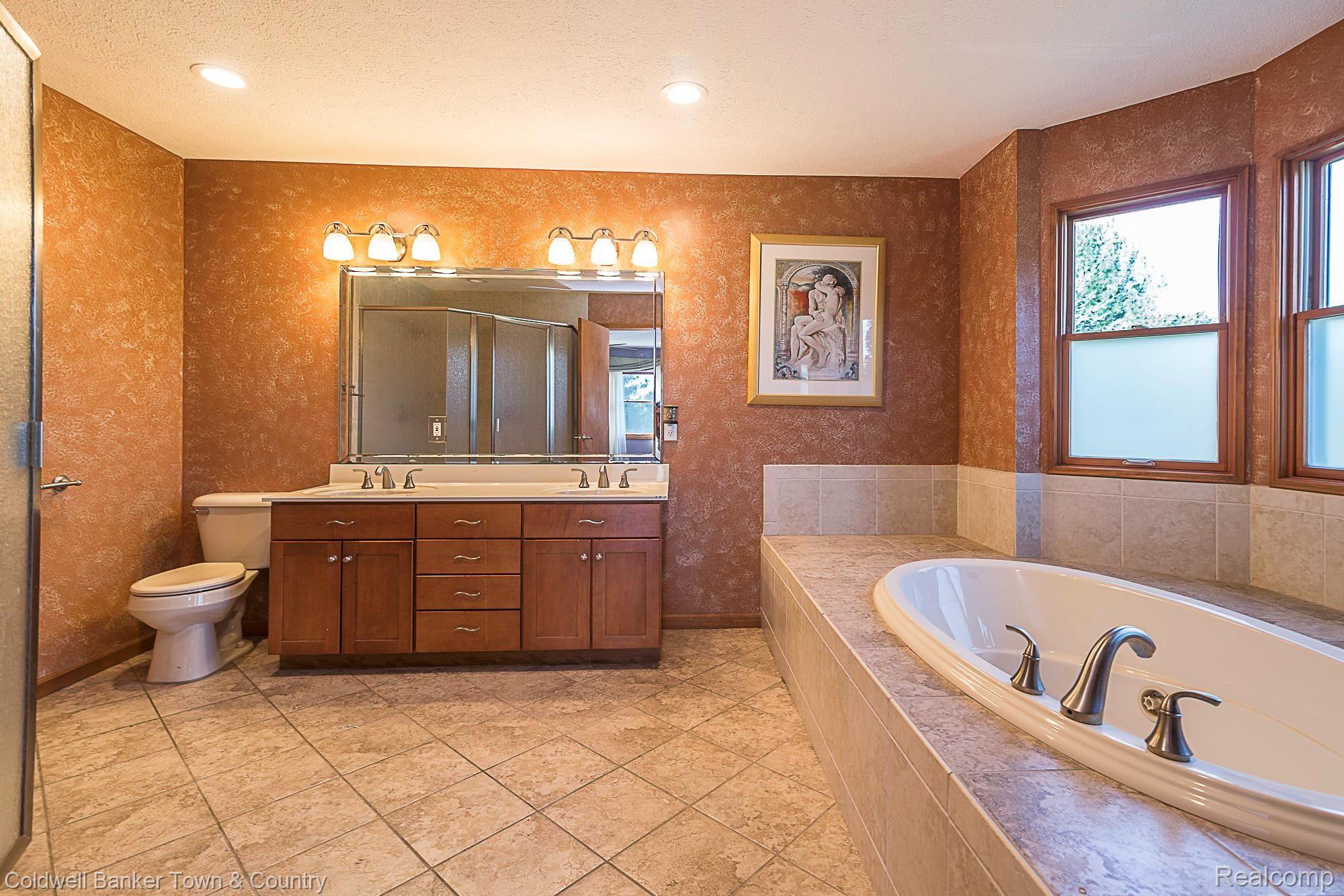 7110 Wiggins Road Howell, MI 48855 - Photo 23 of 63 DSC_0588.jpg