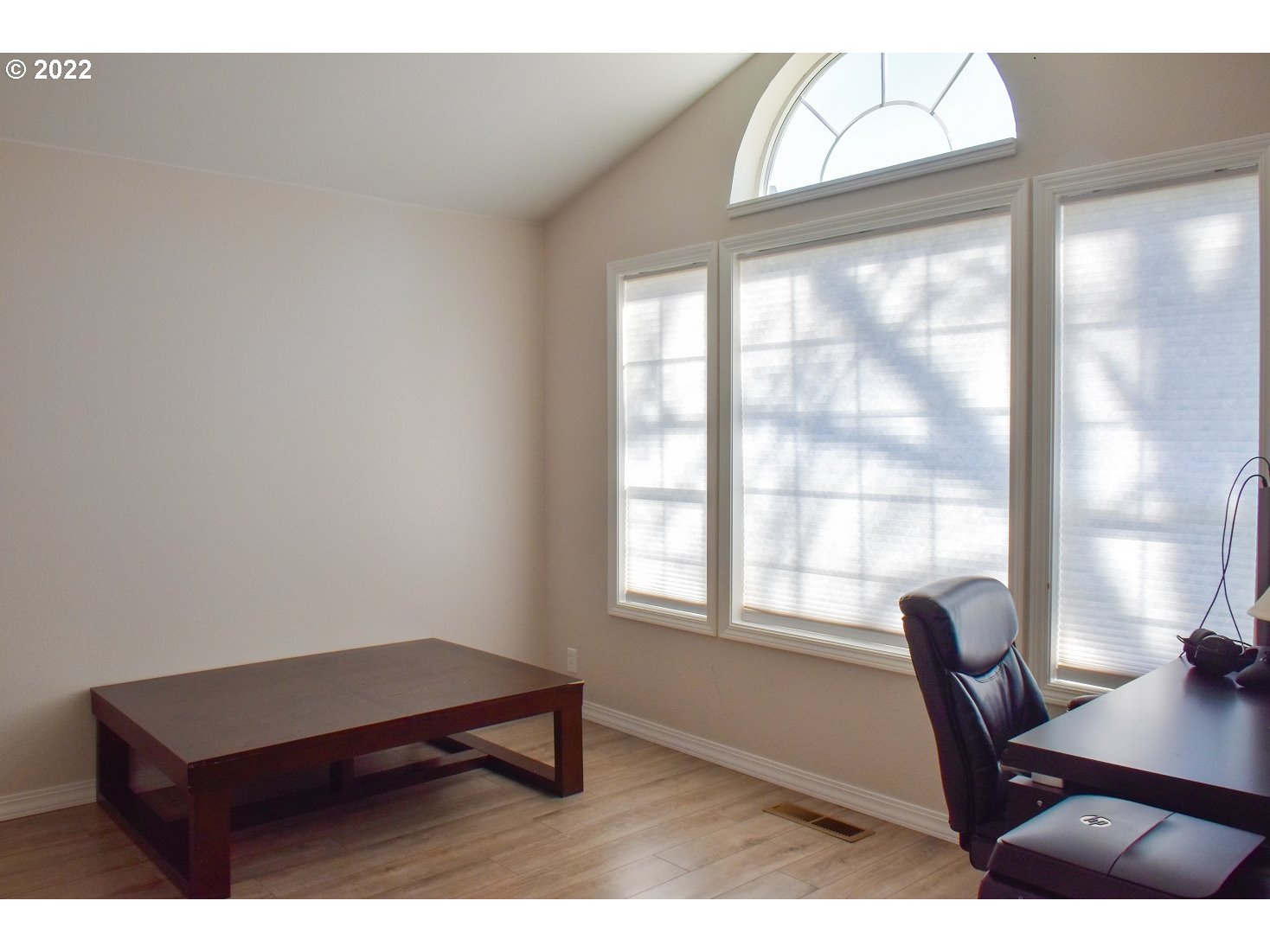 6806 D Court Springfield, OR 97478 - Photo 3 of 22 a room with chair and window