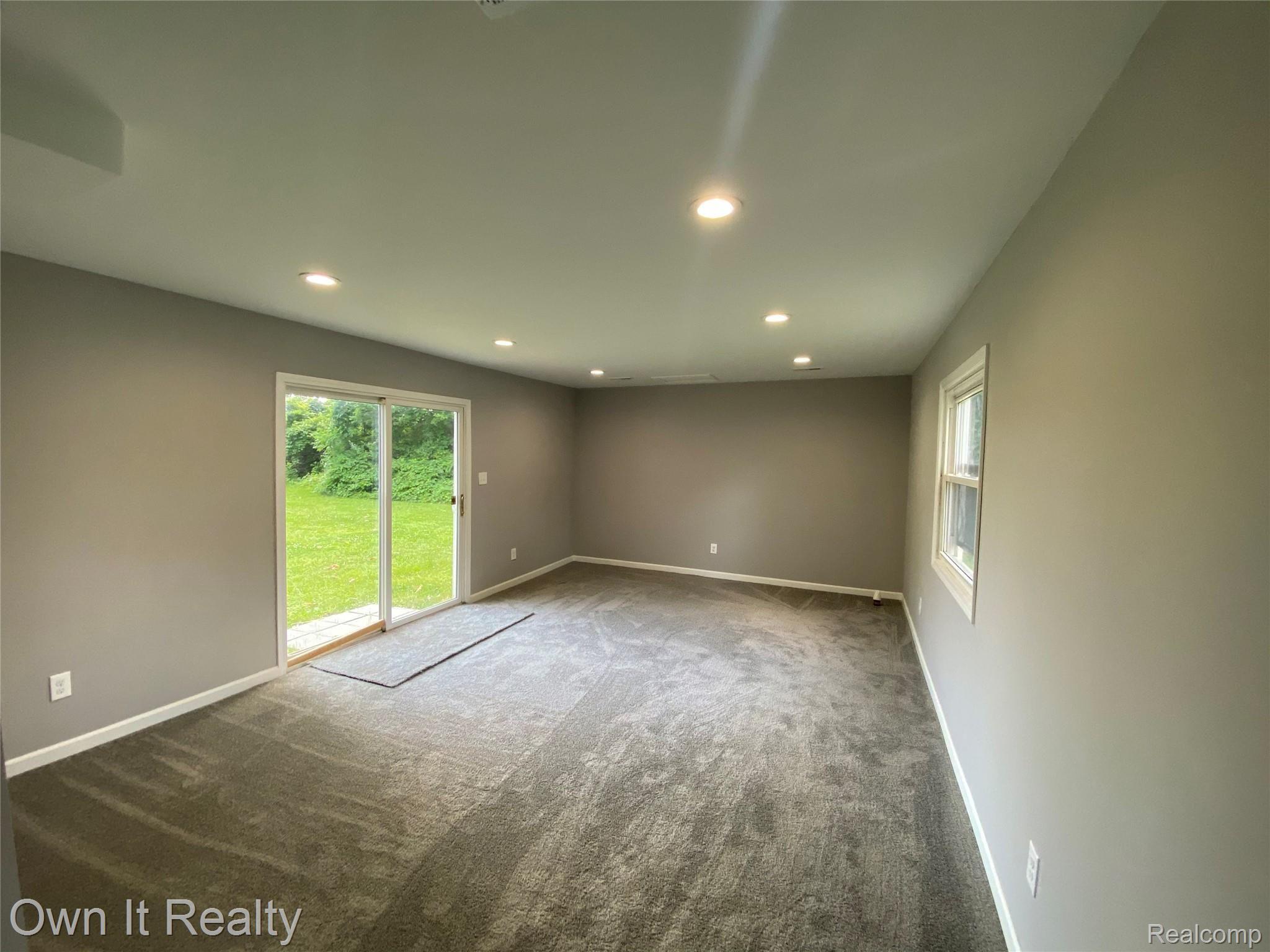 25373 Goddard Road Taylor, MI 48180 - Photo 10 of 24 IMG_1534.jpg