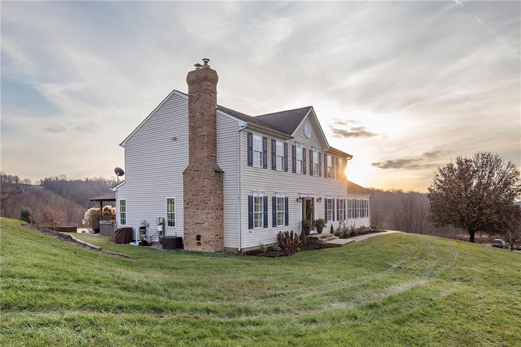 375 Lynn Portal Road Washington, PA 15301 - Photo 25 of 25 Incredible views & breathtaking sunsets!