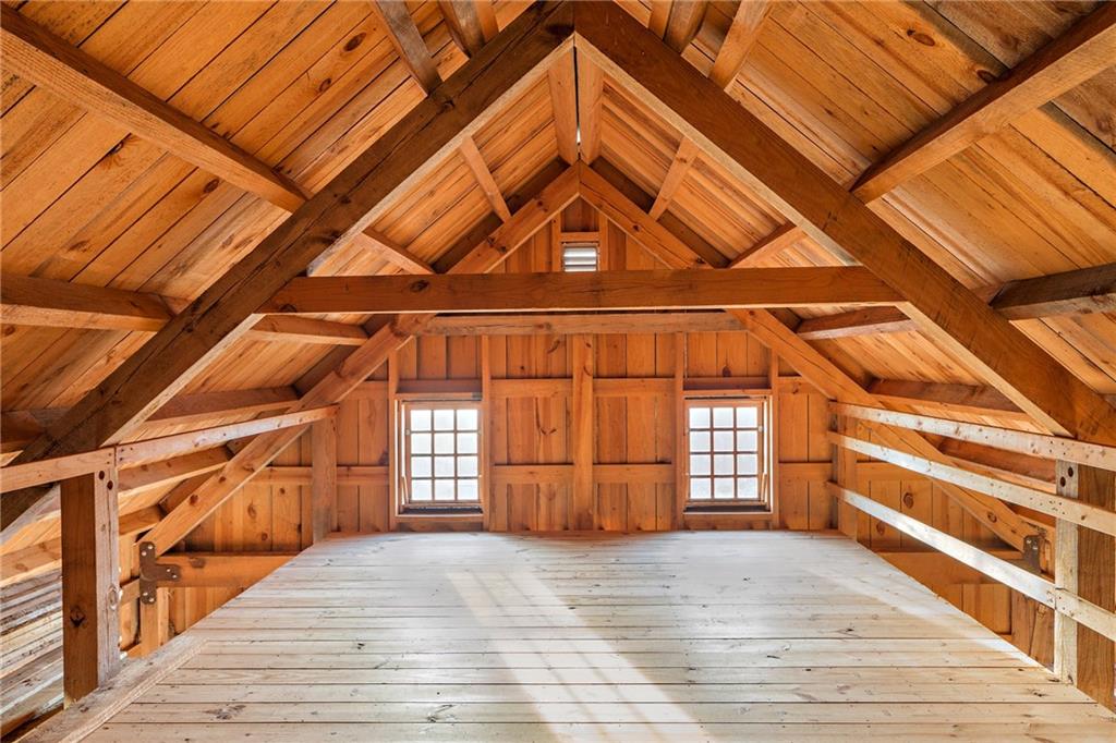 375 Lynn Portal Road Washington, PA 15301 - Photo 5 of 25 Upper level offers plenty of storage space
