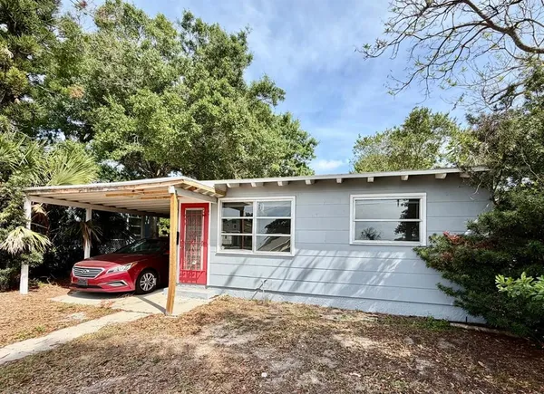 $1,599 | Undisclosed Address, St. Petersburg, FL 33711